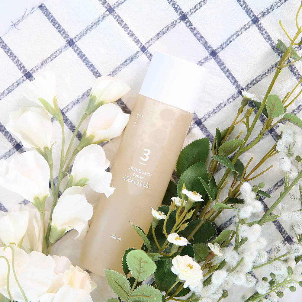 Numbuzin No.3 Super Glowing Essence Toner